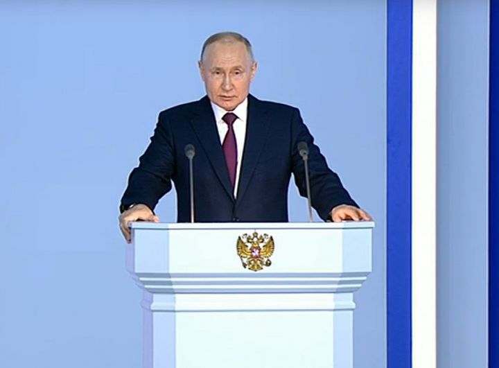 Путин поручил ввести двухнедельный отпуск каждые полгода для участников СВО