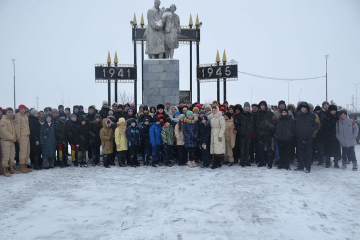 В Мензелинске прошел митинг, посвященный Дню защитника Отечества