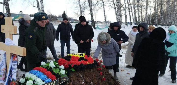 Руслан Максимов погиб, защищая честь нашей страны