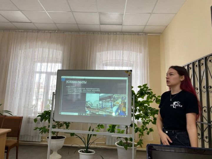 Представители Российских студенческих отрядов встретились с учащимися ссузов Мензелинска