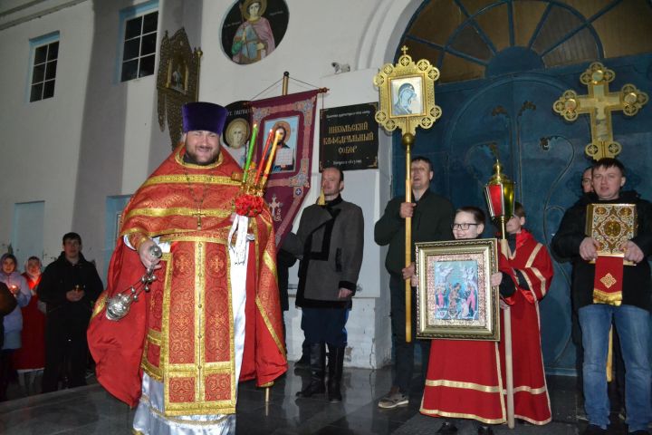 Православные мензелинцы сегодня отмечают Пасху, или Светлое Христово Воскресение.