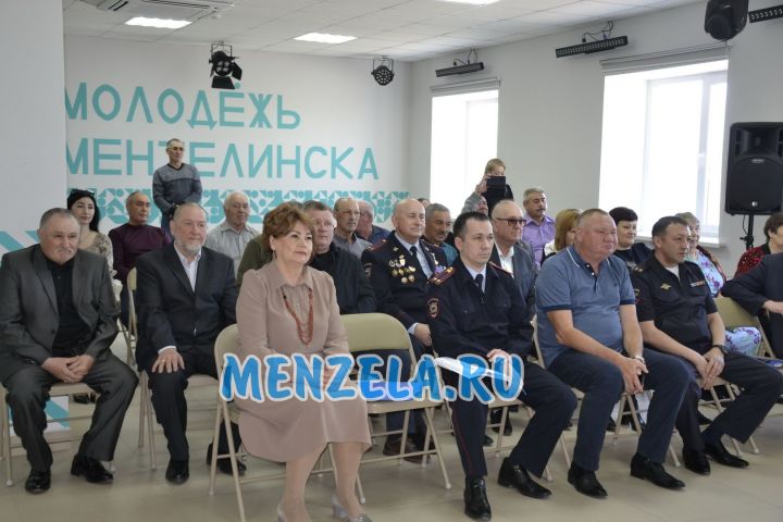В молодежном центре «Ялкын» поздравили ветеранов МВД