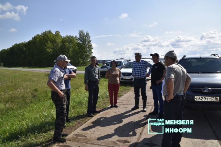 Айдар Салахов ознакомился с оперативной обстановкой в хозяйствах