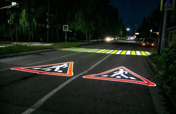 В Татарстане продолжают устанавливать проекционные пешеходные переходы
