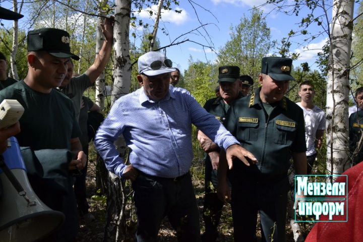 На территории Мензелинского лесничества прошел зональный семинар-совещание с участием министра лесного хозяйства РТ Равиля Кузюрова