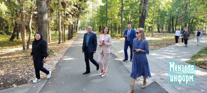 Мензелинск с рабочим визитом посетила депутат Госдумы РФ Альфия Когогина