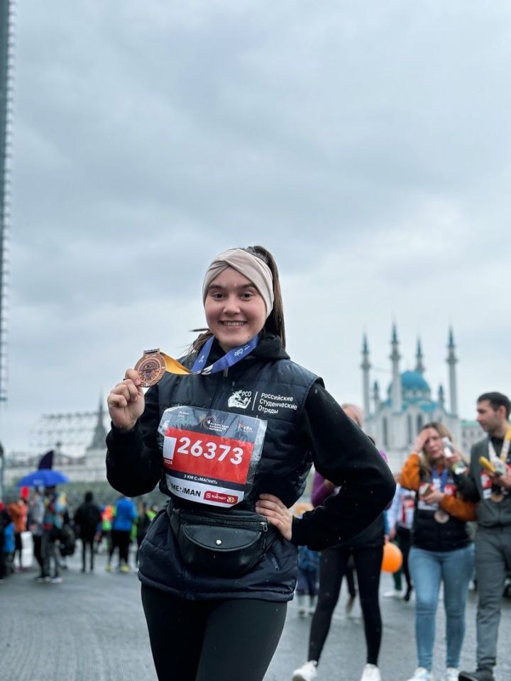 Сюмбель Латипова из Мензелинского района приняла участие в Казанском марафоне