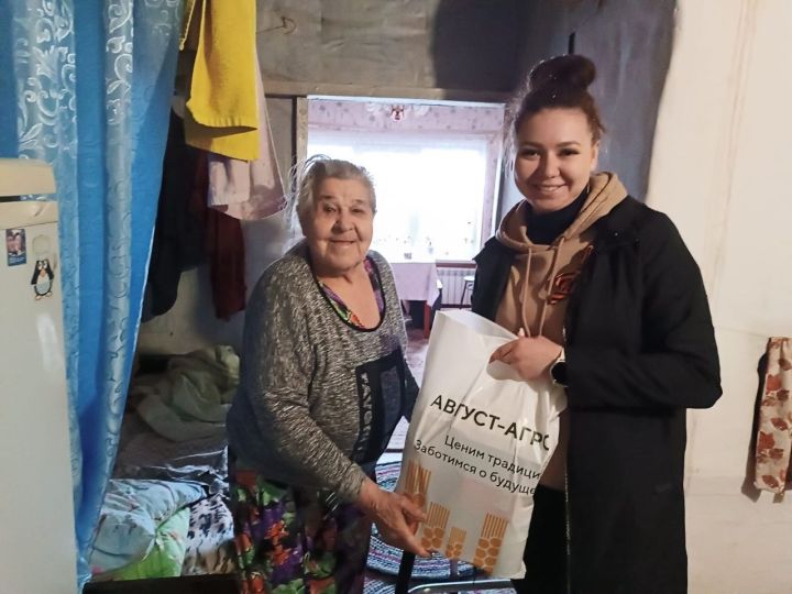 «Август-Минзәлә» компаниясе ветераннарны якынлашып килүче Җиңү көне белән котлады