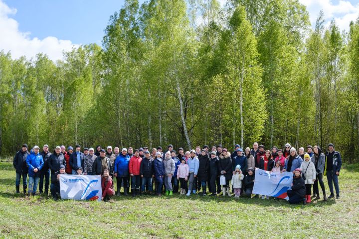 Работники АО «Транснефть — Прикамье» приняли участие в международной акции «Сад памяти»