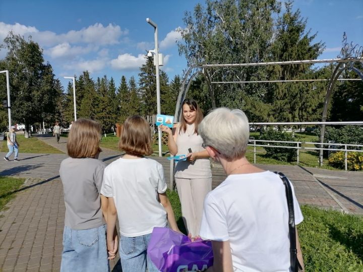 Библиотекари Мензелинска провели блиц-опрос в честь Дня российского кино