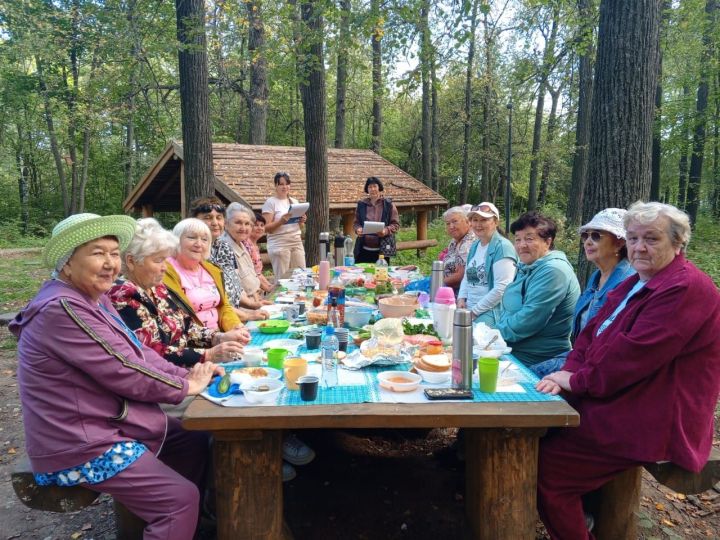 В Мензелинске провели спортивный праздник для общества слепых