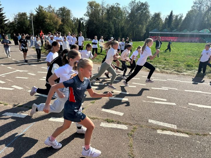 На стадионе им.Ленина состоялся летний фестиваль Всероссийского физкультурного спортивного комплекса ФВСК ГТО