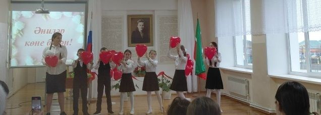 В Тат.Мушугинской школе 7 детей показали концерт длительностью в час