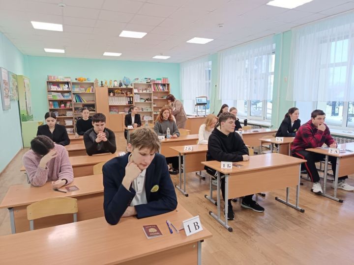 В СОШ № 3 прошла региональная акция «Все решают только знания: разберем со специалистом»