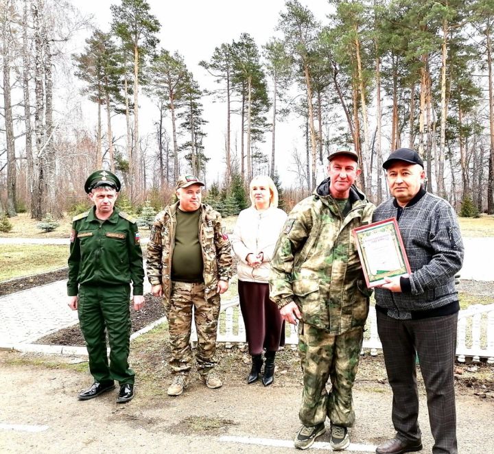 Автоволонтеры уехали из Мензелинска с Благодарственными письмами