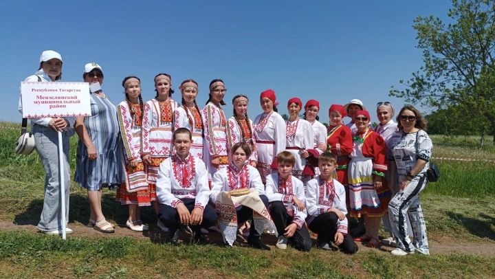 Марийские ансамбли Мензелинского района награждены дипломами на празднике Семык