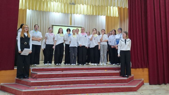В Мензелинском педагогическом колледже прошла церемония посвящения в студенты
