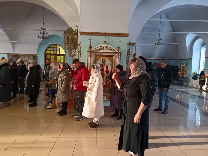 Рождество Христово: Торжество духа в Никольском соборе