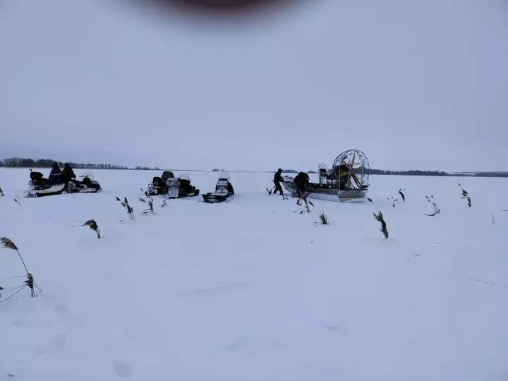 1000 лунок для спасения рыбы: в Мензелинске прошла экологическая акция