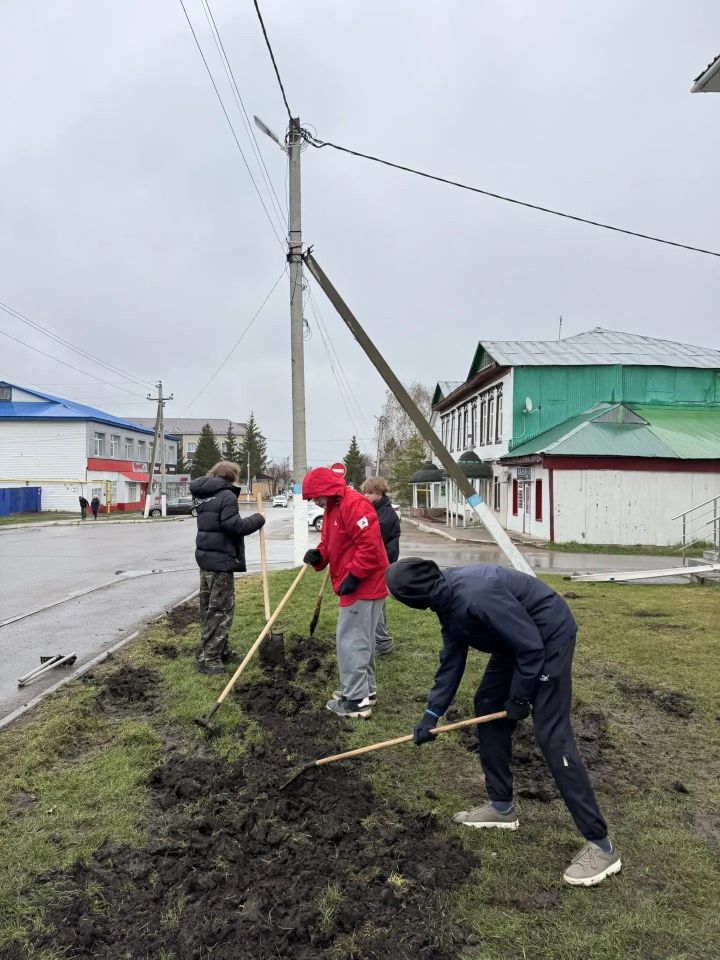 Мензелинский район готовится к 1 Мая и Дню Победы