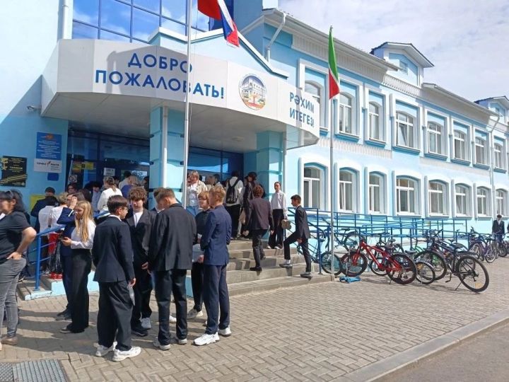 Сегодня в Мензелинске стартовал ОГЭ по пяти предметам