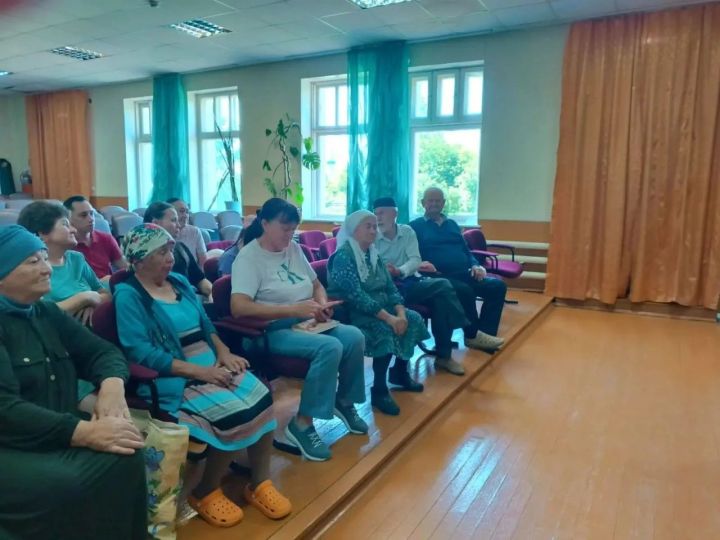 В Мензелинском районе ученые Института истории имени Ш. Марджани АН РТ презентовали новые книги