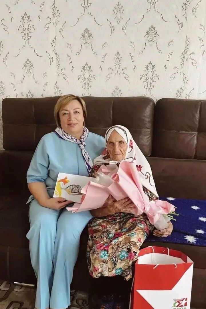 Жительница Мензелинского района Фания Фатихова отметила 94-летие